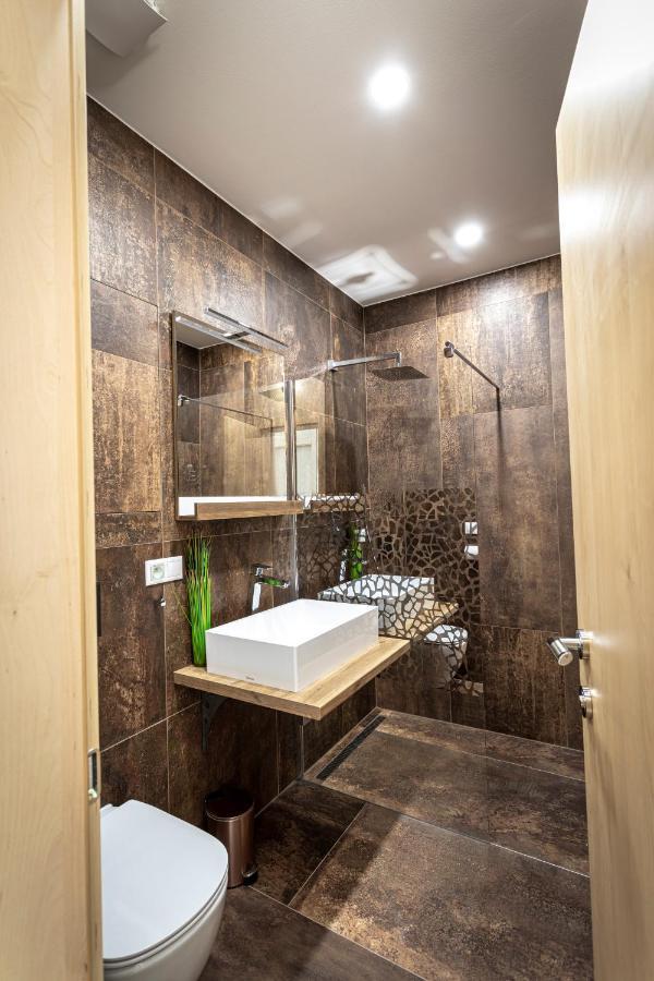 Moderny Apartman Swen S 2 Terasami 塔查斯卡-鲁穆尼卡 外观 照片